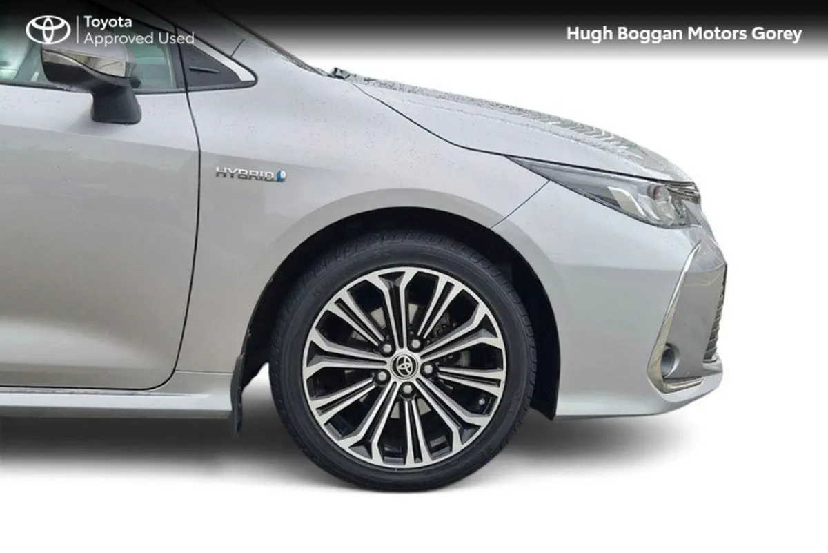 Toyota Corolla Saloon, Petrol Hybrid, 2022, Grey