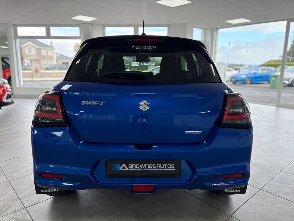 Suzuki Swift Hatchback, Petrol Hybrid, 2024, Blue