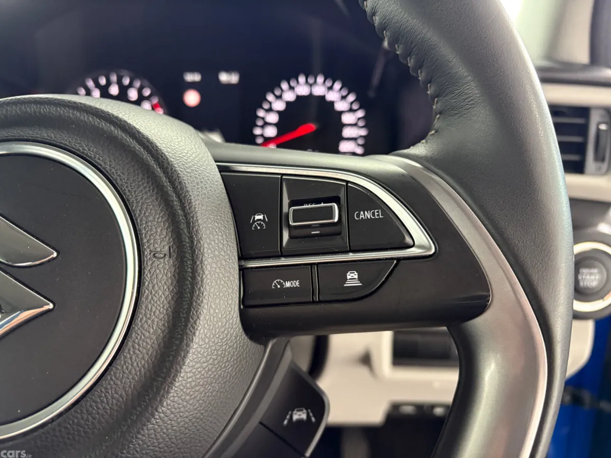 Suzuki Swift Hatchback, Petrol Hybrid, 2024, Blue