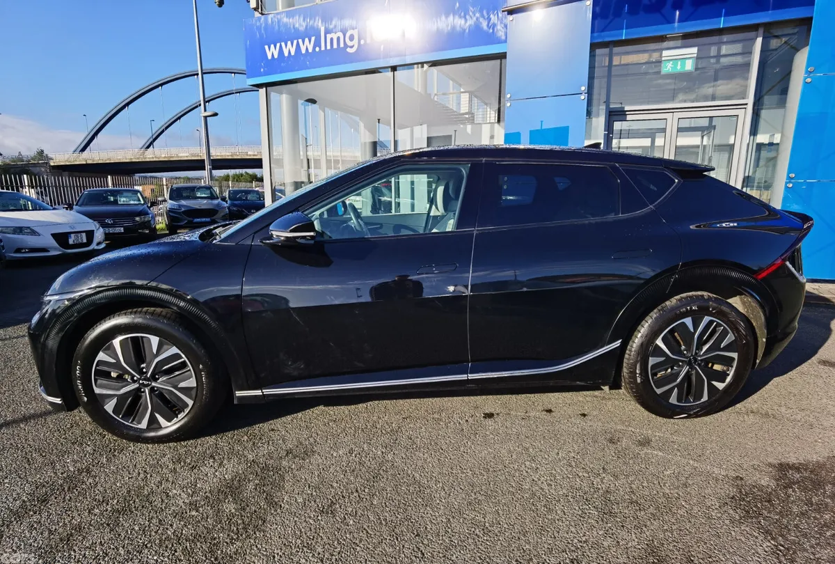 Kia EV6 Hatchback, Electric, 2023, Black