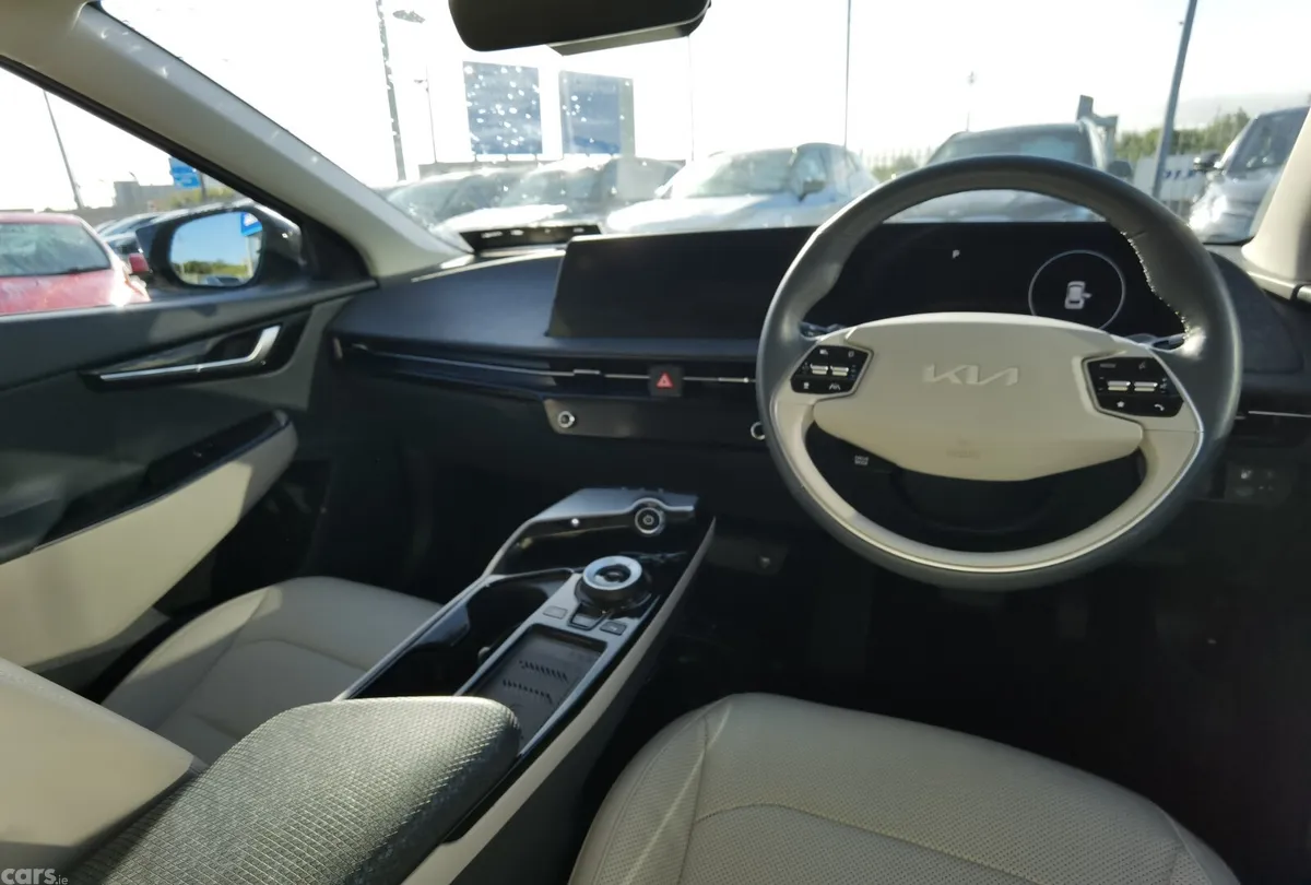 Kia EV6 Hatchback, Electric, 2023, Black