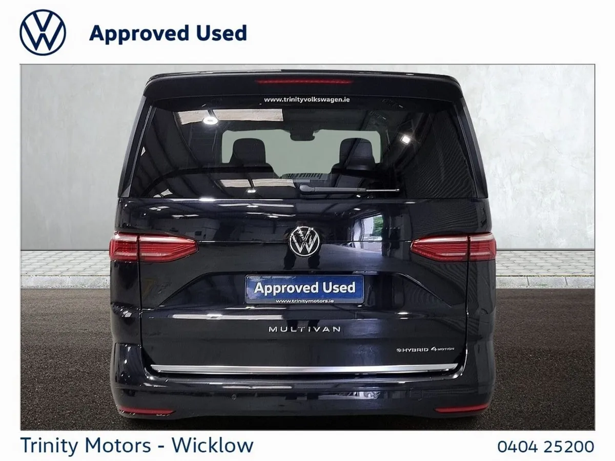 Volkswagen Multivan MPV, Petrol Plug-in Hybrid, 2025, Black