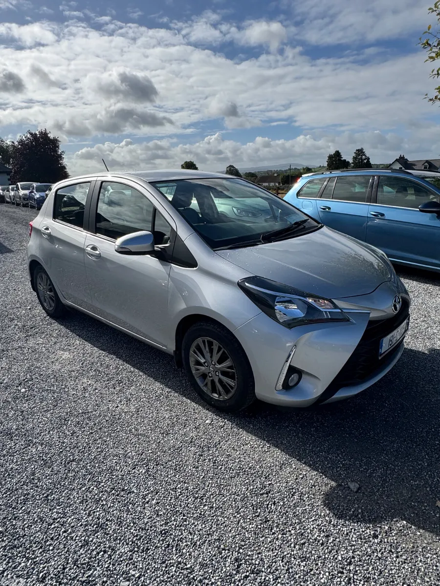 Toyota Yaris MPV, Petrol, 2019, Grey