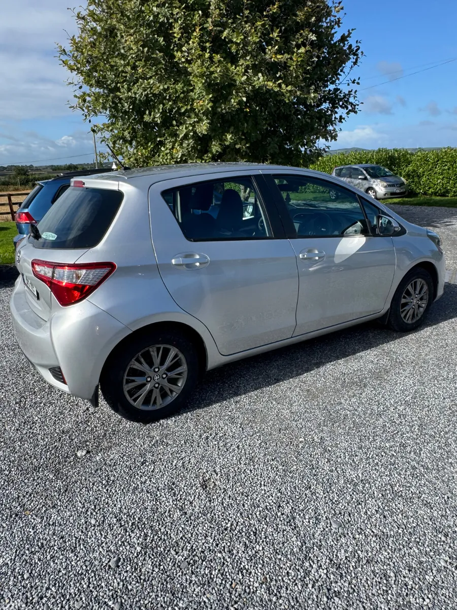 Toyota Yaris MPV, Petrol, 2019, Grey