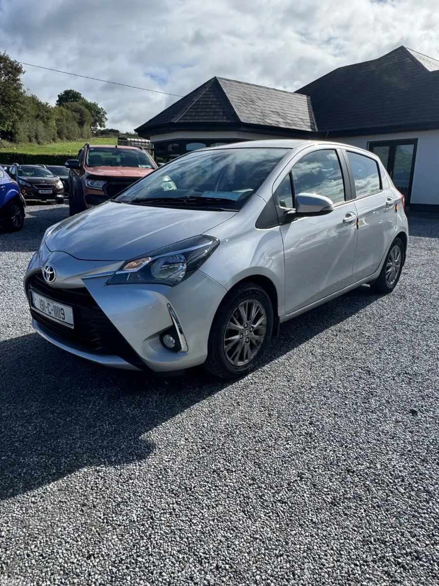 Toyota Yaris MPV, Petrol, 2019, Grey