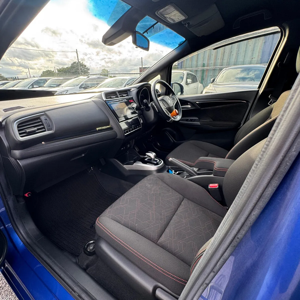 Honda Fit Hatchback, Petrol Hybrid, 2015, Blue