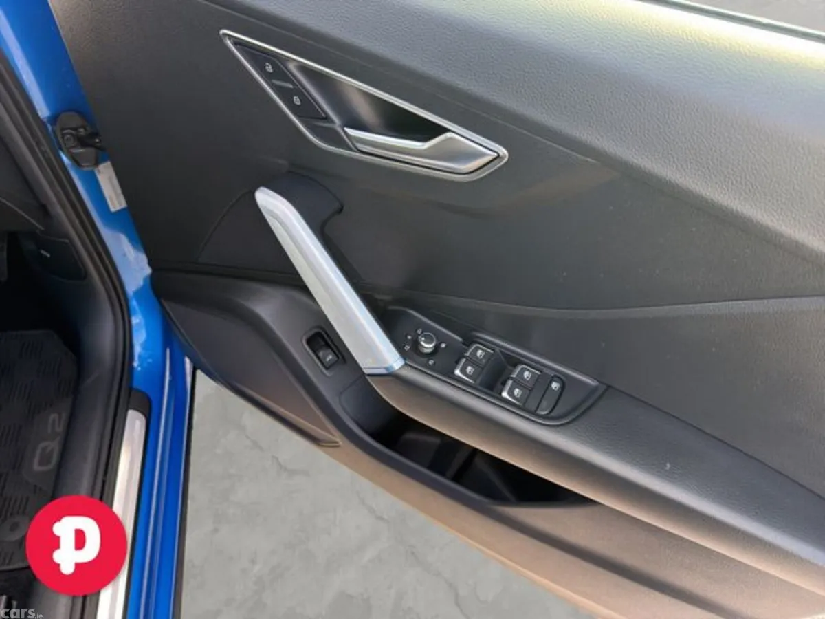 Audi Q2 MPV, Petrol, 2020, Blue