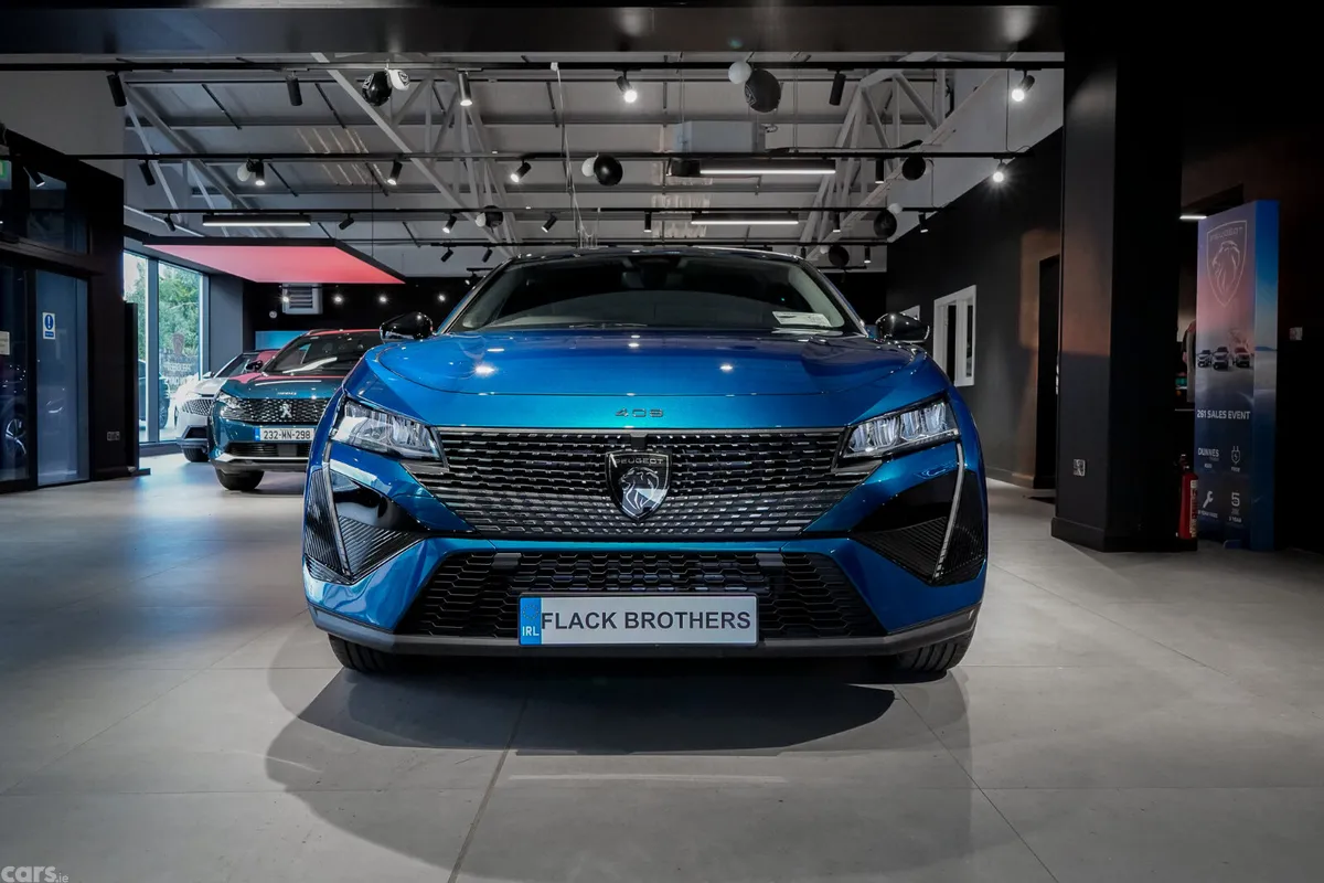 Peugeot 408 Hatchback, Petrol Hybrid, 2026, Blue