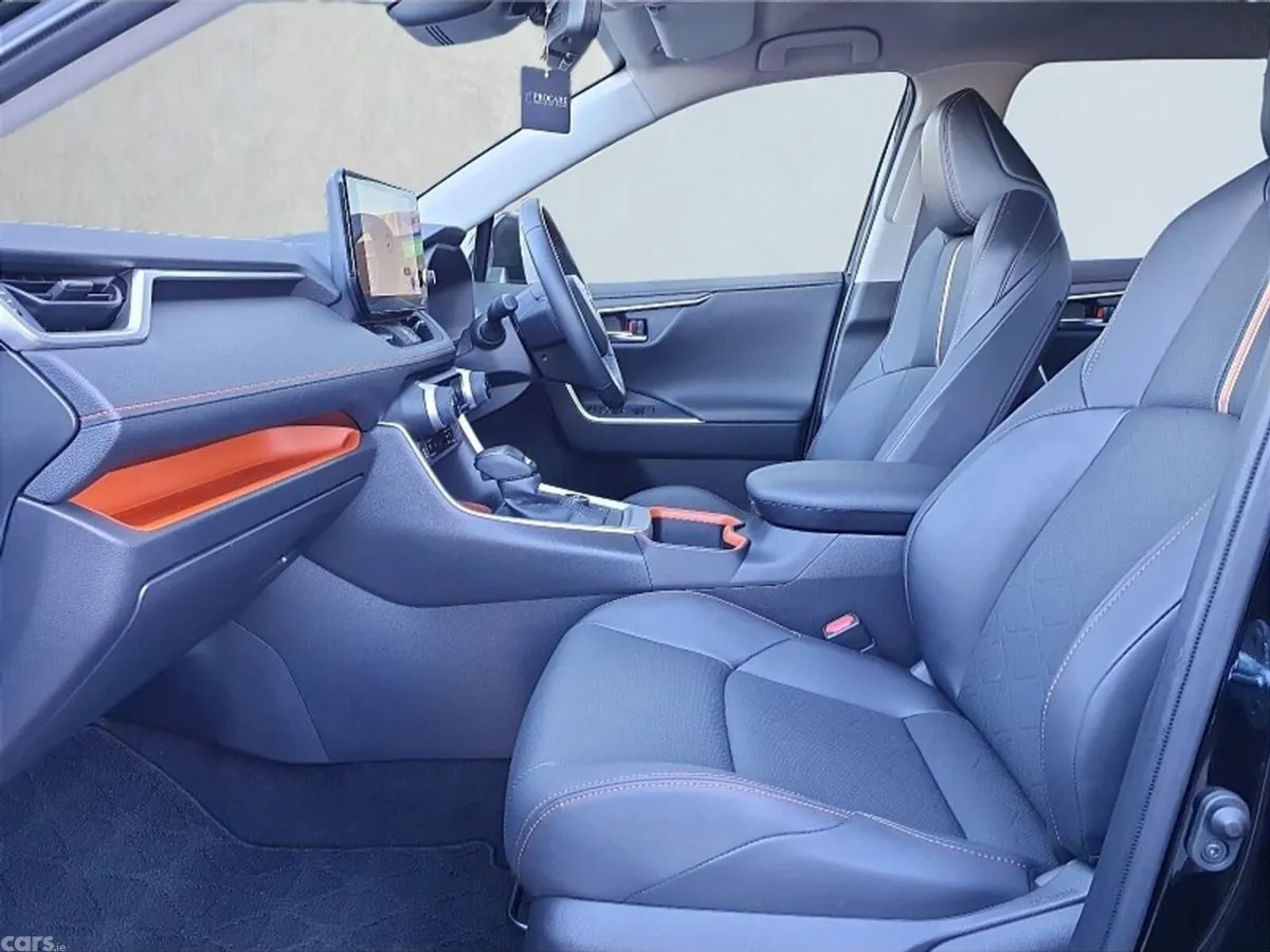 Toyota RAV4 SUV, Petrol Hybrid, 2023, Black