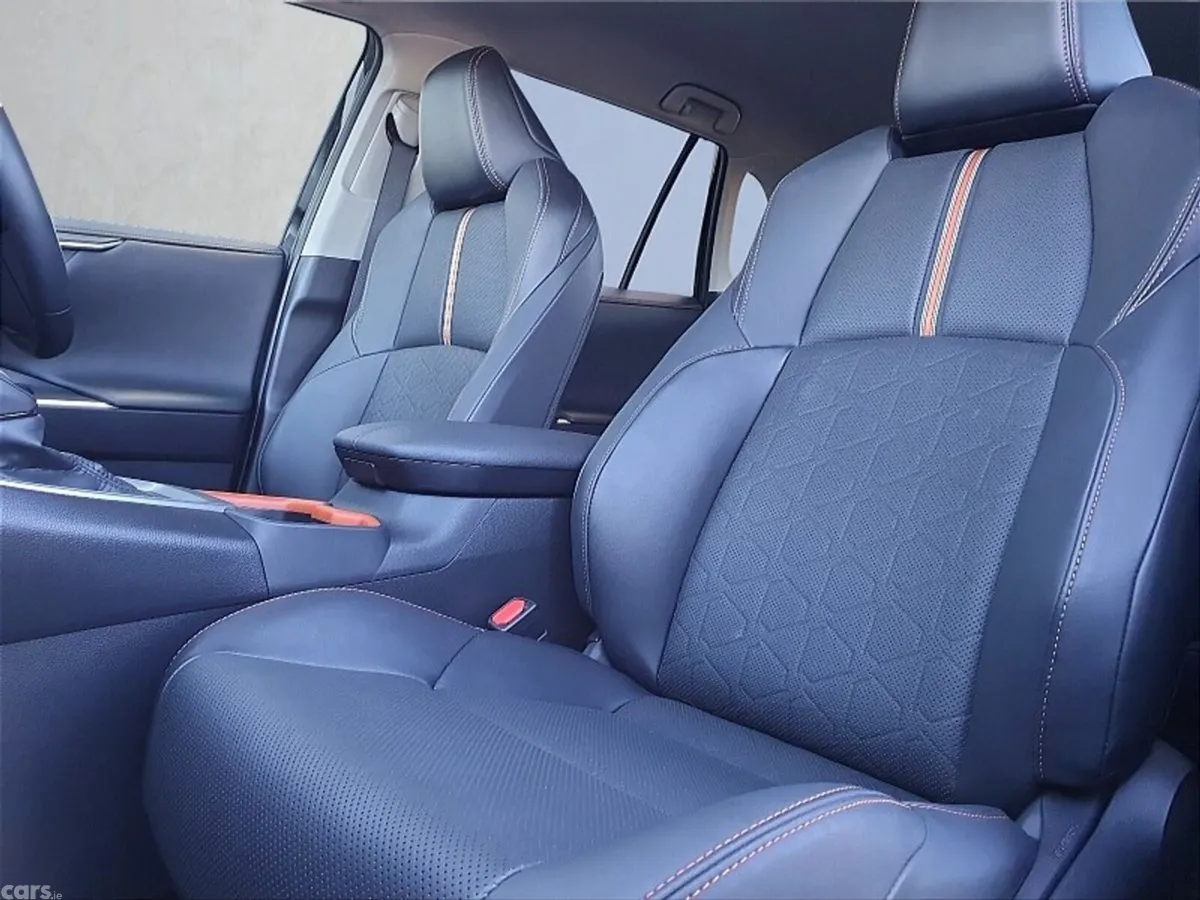 Toyota RAV4 SUV, Petrol Hybrid, 2023, Black