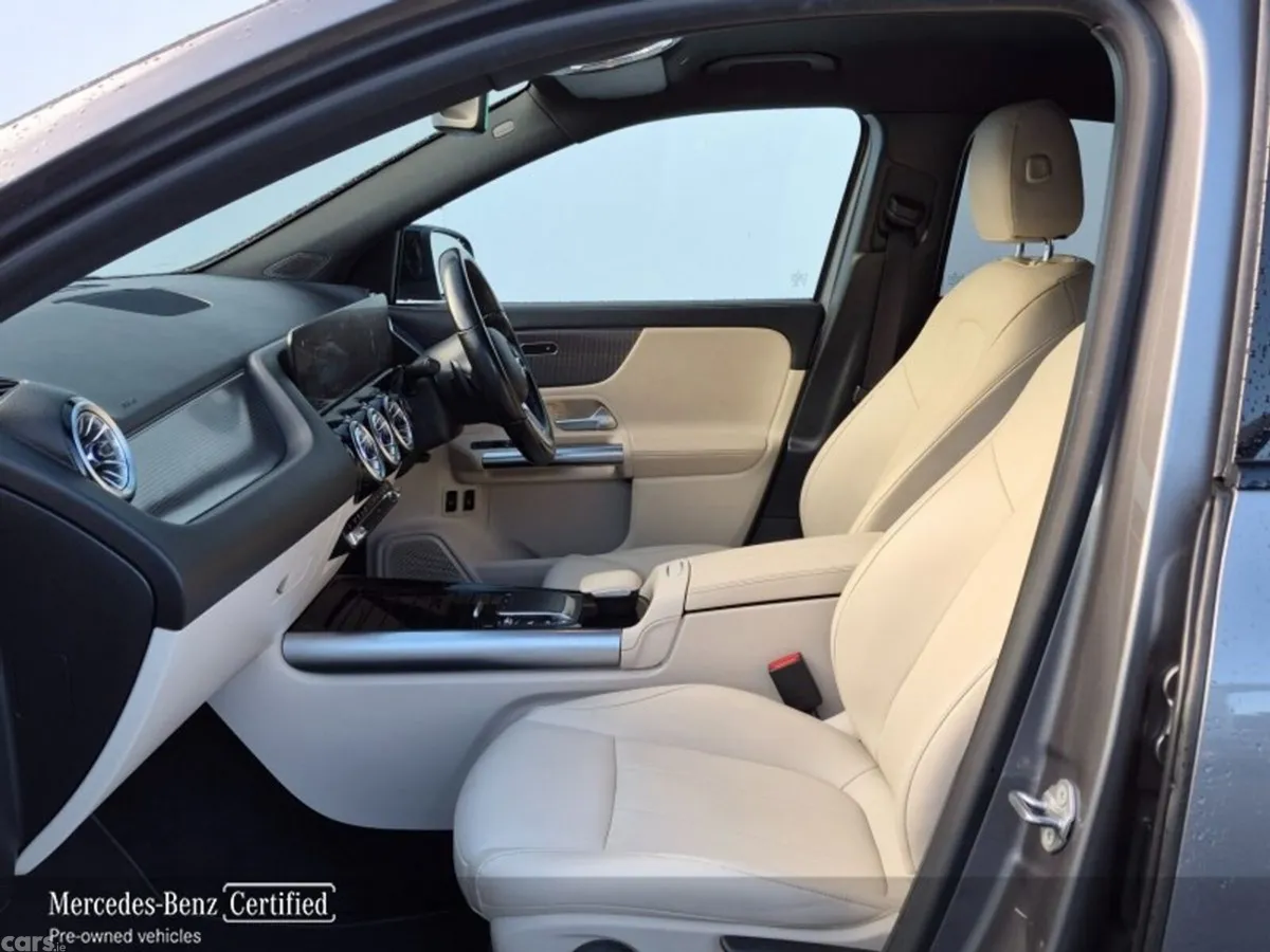 Mercedes-Benz GLA SUV, Petrol Plug-in Hybrid, 2023, Grey