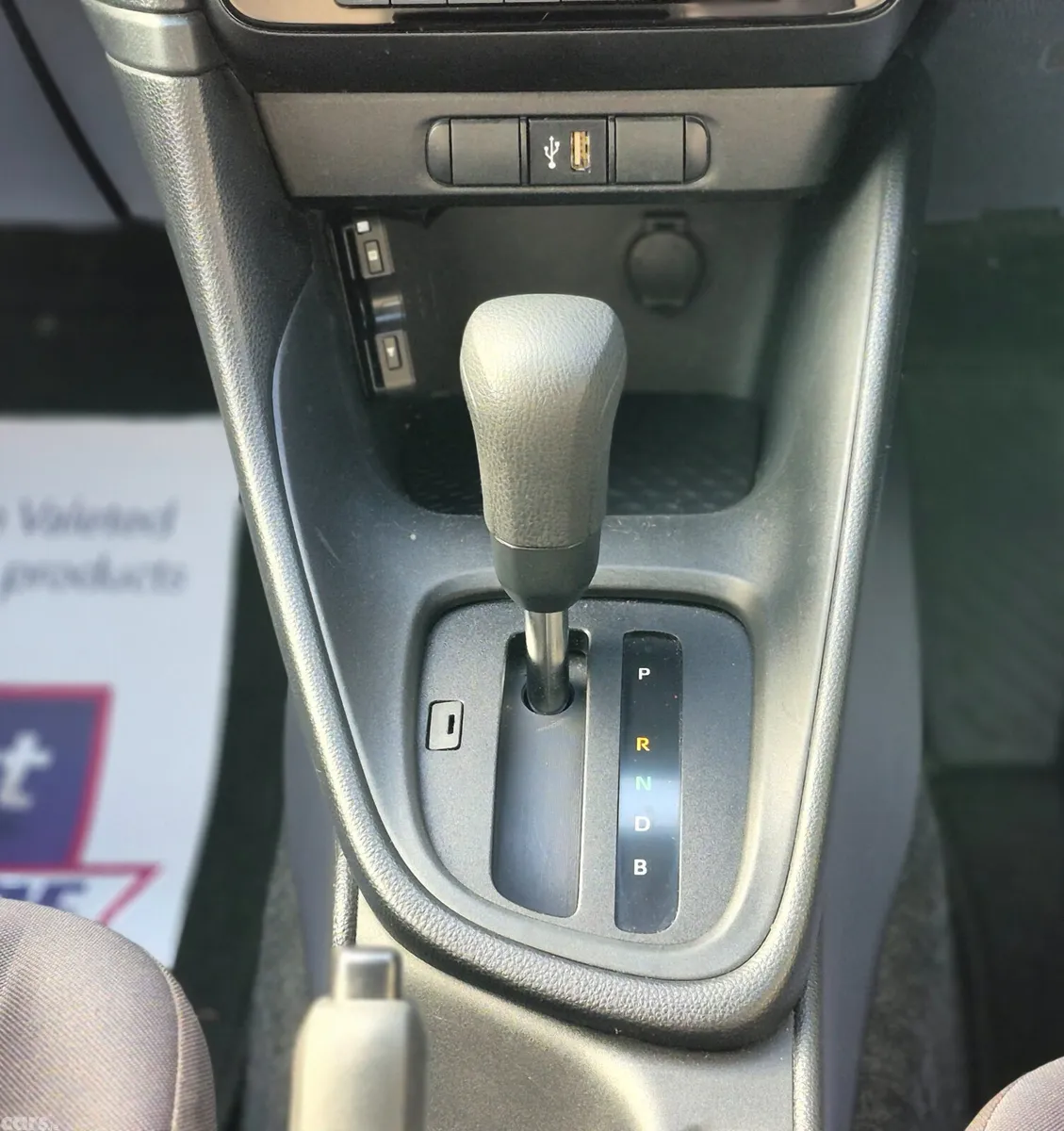 Toyota Yaris Hatchback, Petrol Hybrid, 2022, Silver