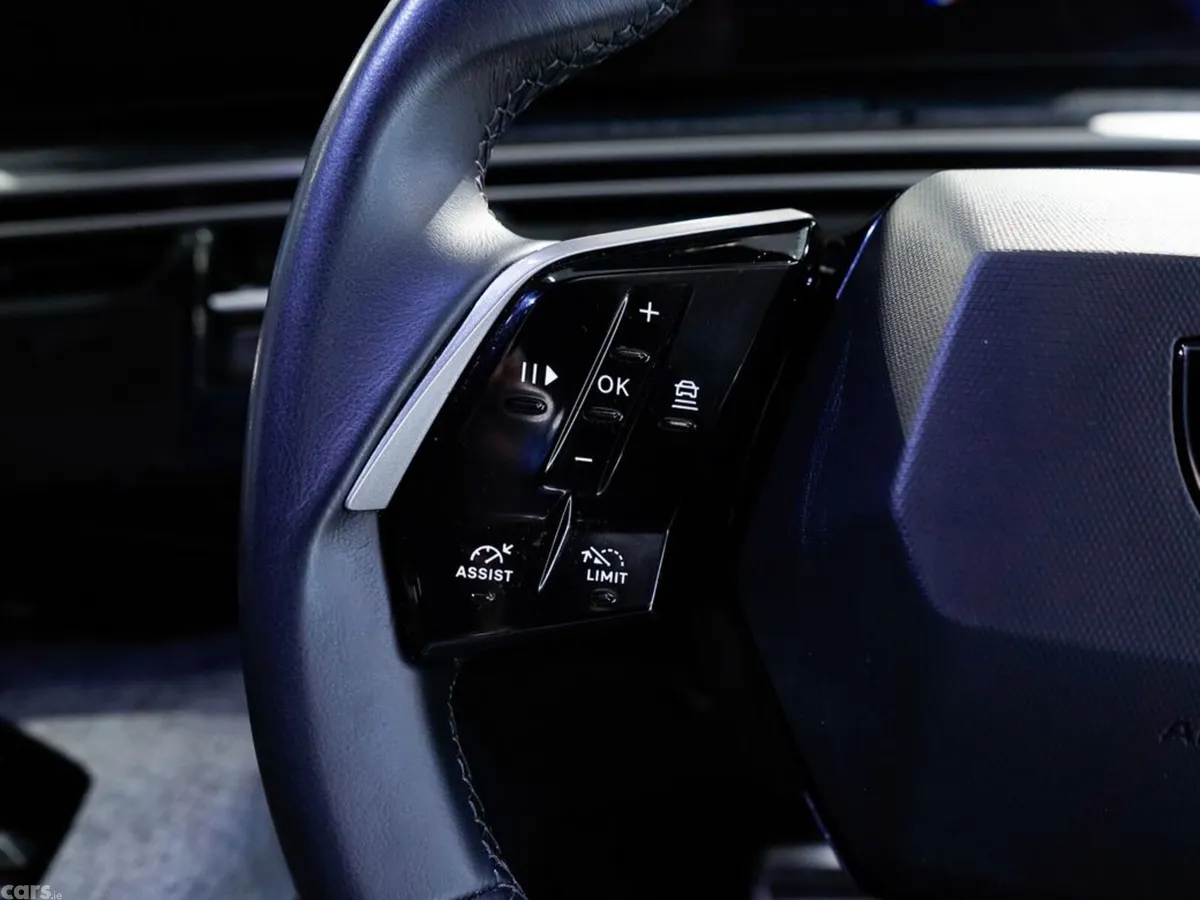 Peugeot 3008 MPV, Electric, 2025, Blue