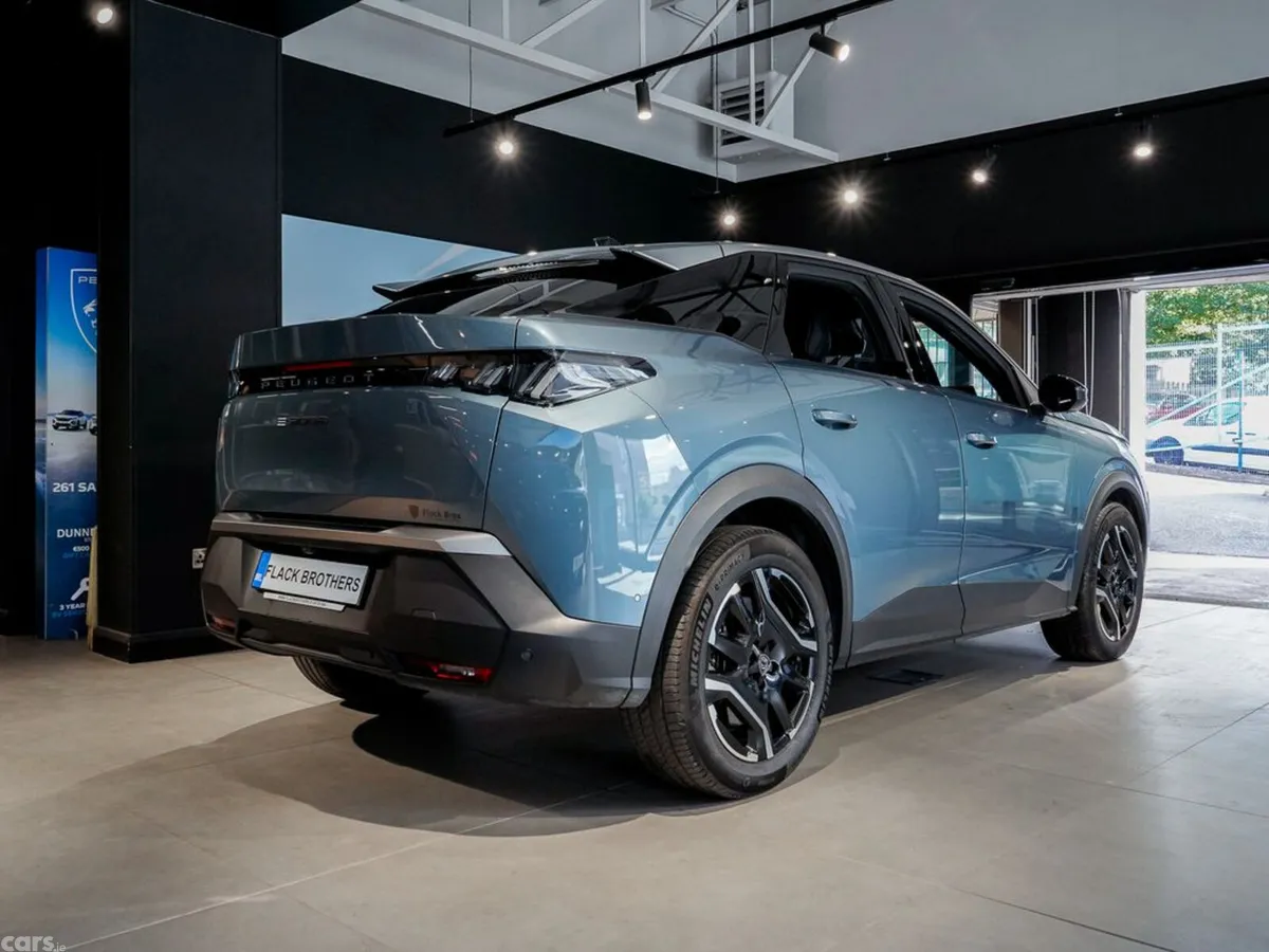 Peugeot 3008 MPV, Electric, 2025, Blue
