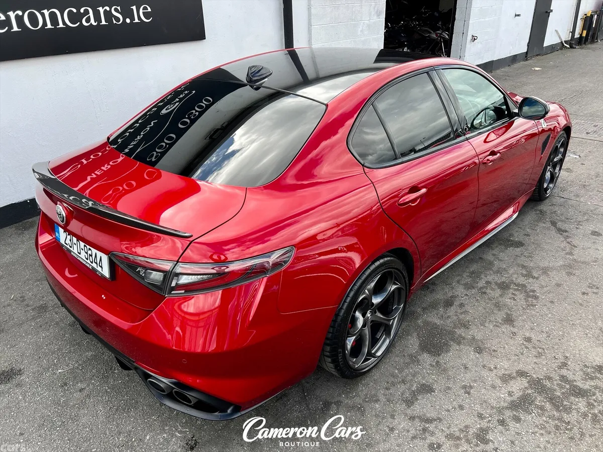 Alfa Romeo Giulia Saloon, Petrol, 2023, Red