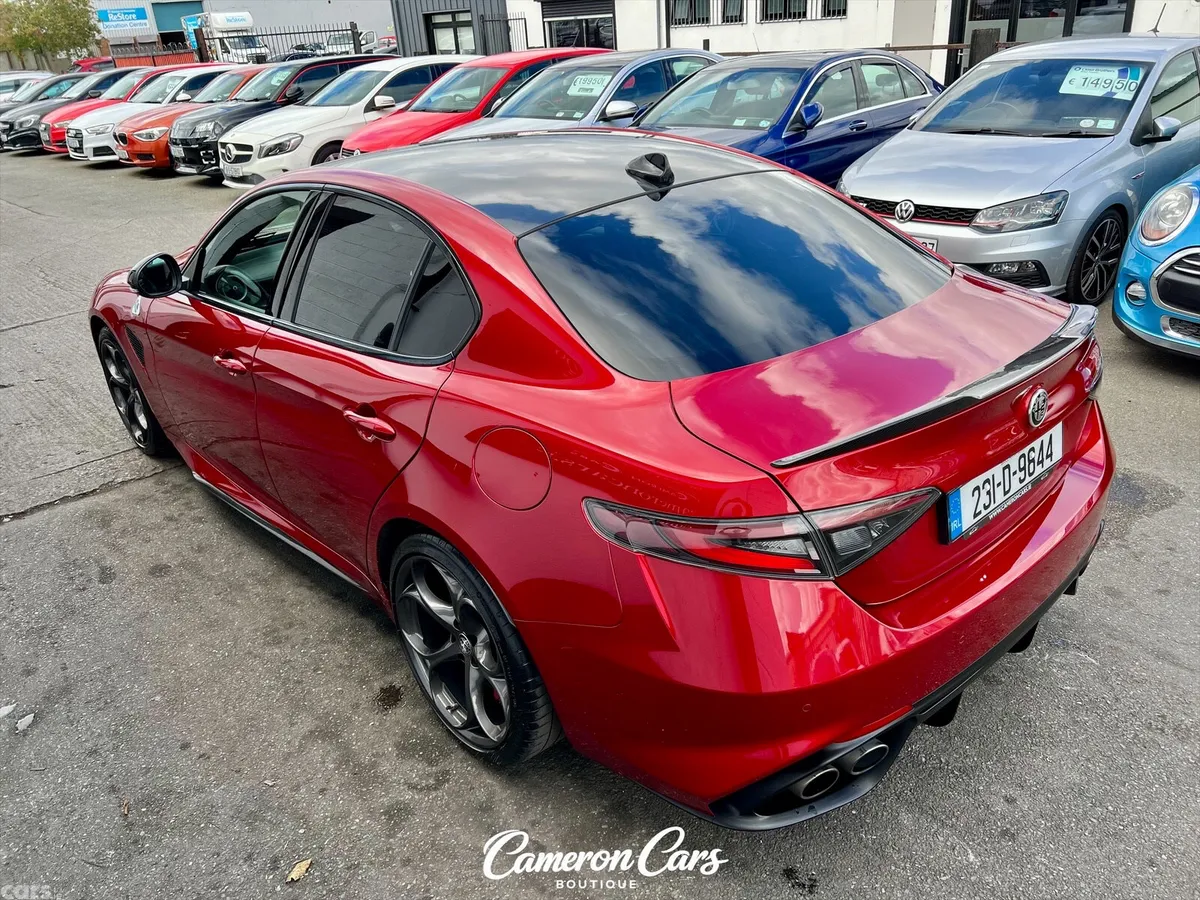 Alfa Romeo Giulia Saloon, Petrol, 2023, Red