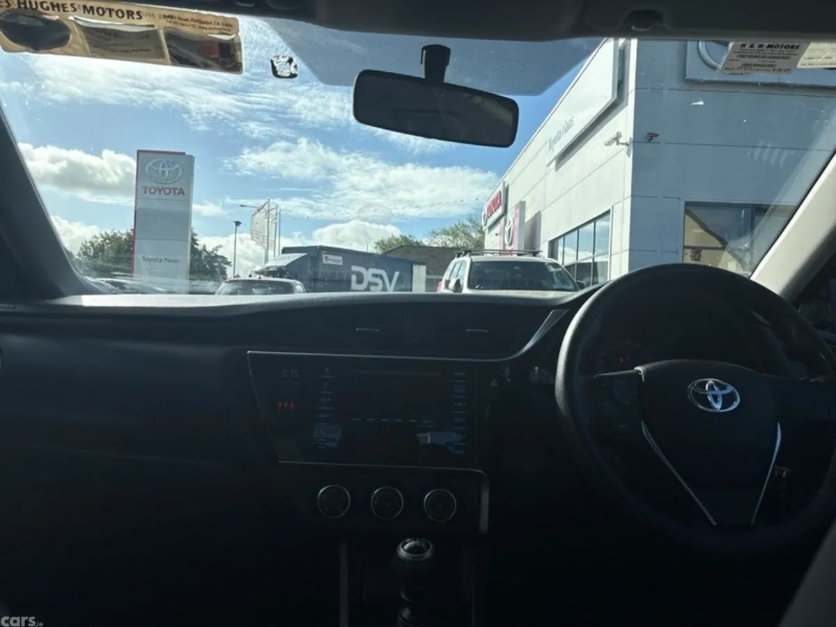 Toyota Corolla Saloon, Petrol, 2018, Black