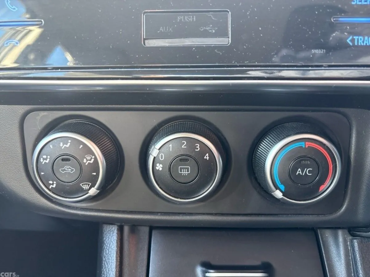 Toyota Corolla Saloon, Petrol, 2018, Black
