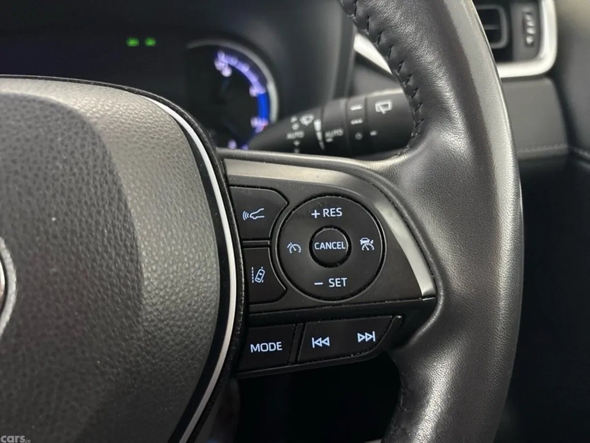 Toyota RAV4 SUV, Petrol Hybrid, 2020, White