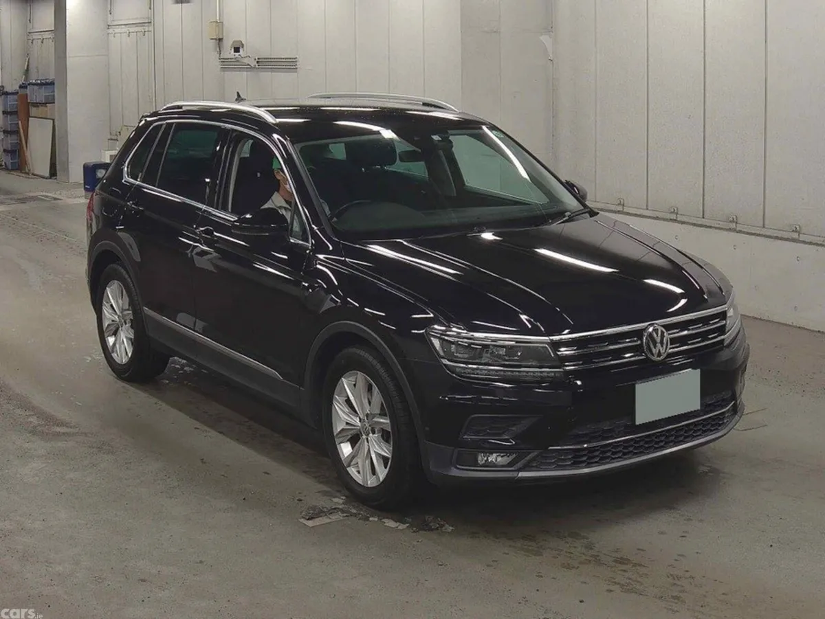 Volkswagen Tiguan SUV, Petrol, 2018, Black