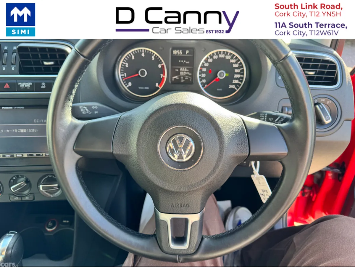 Volkswagen Polo Hatchback, Petrol, 2013, Red