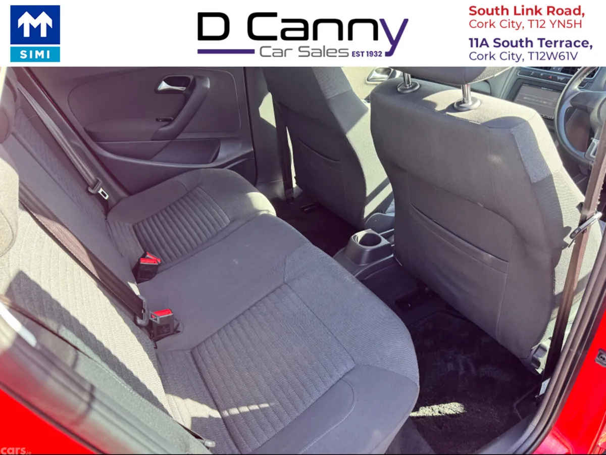 Volkswagen Polo Hatchback, Petrol, 2013, Red