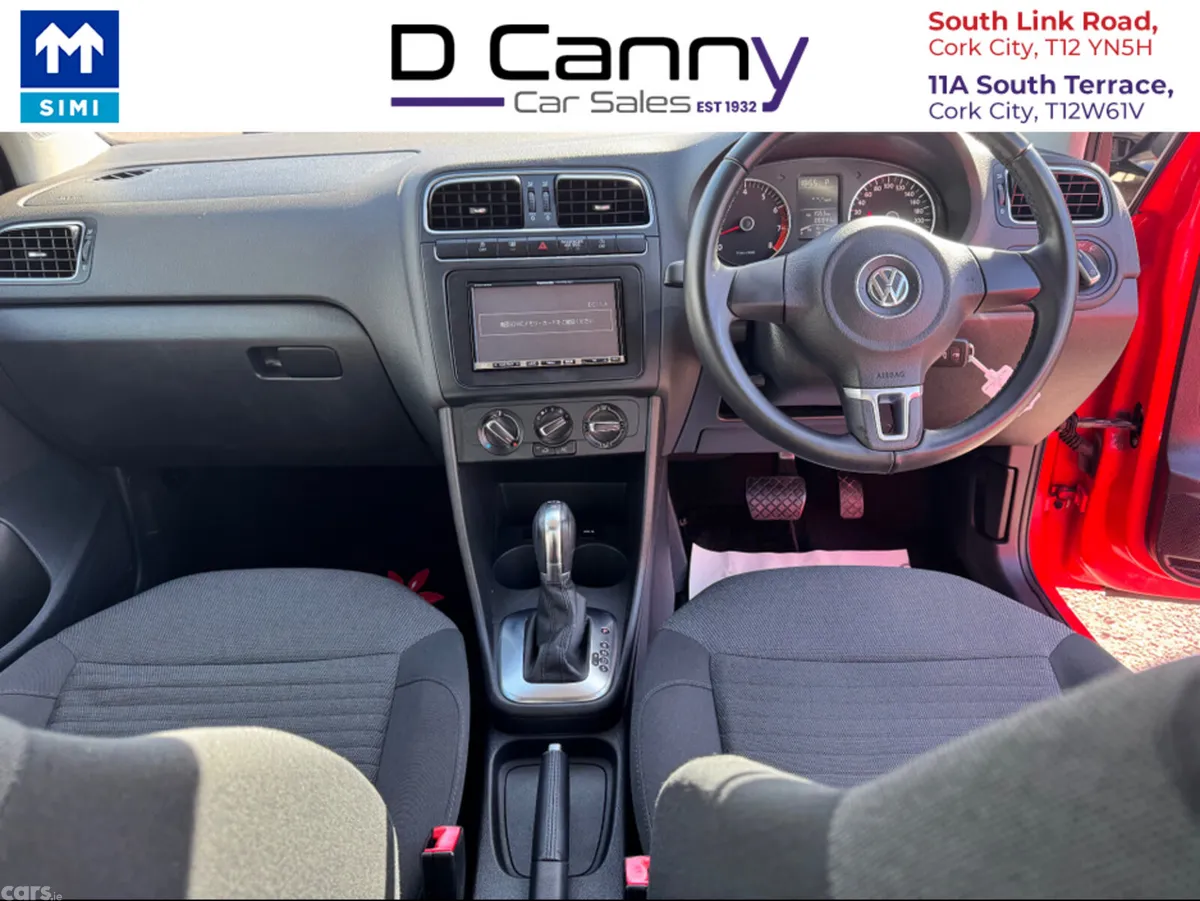 Volkswagen Polo Hatchback, Petrol, 2013, Red