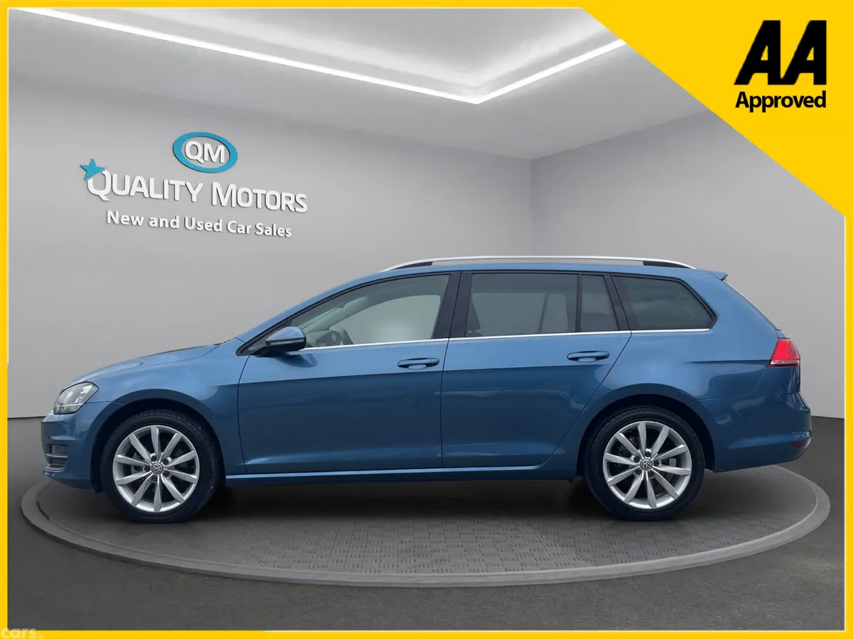Volkswagen Golf Hatchback, Petrol, 2017, Blue