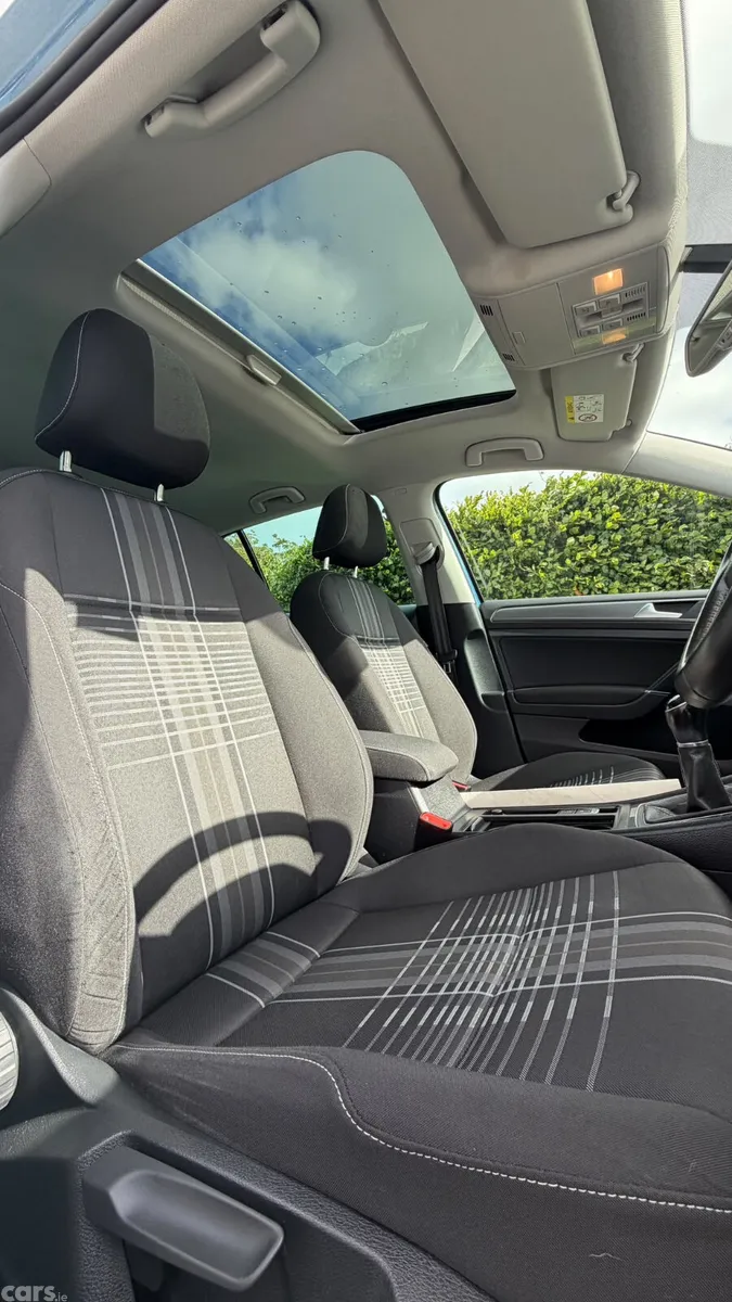 Volkswagen Golf Hatchback, Diesel, 2016, Blue