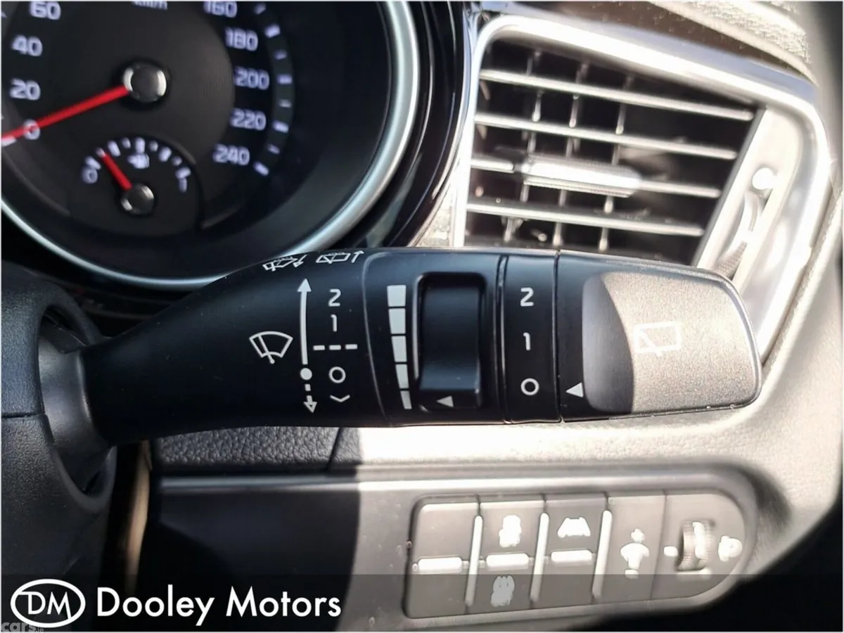Kia Ceed Hatchback, Diesel Hybrid, 2023, Blue