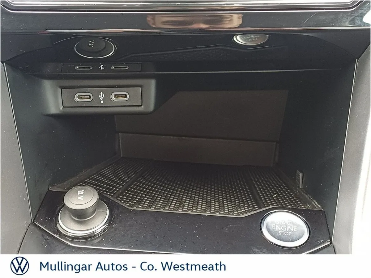 Volkswagen T-Roc SUV, Petrol, 2024, Grey