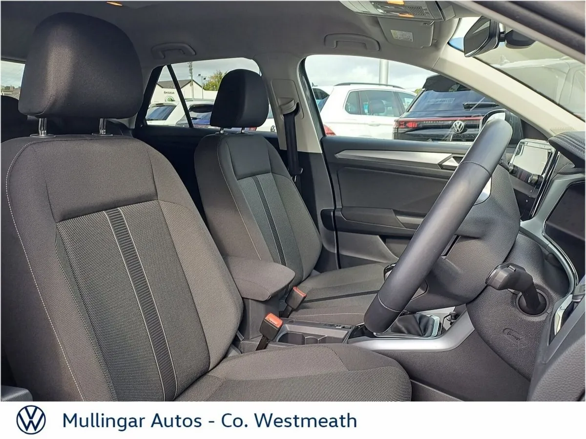 Volkswagen T-Roc SUV, Petrol, 2024, Grey