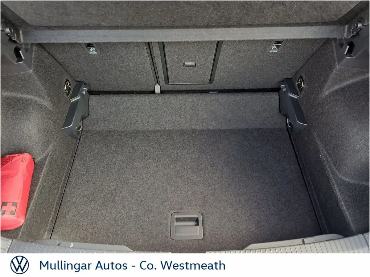 Volkswagen T-Roc SUV, Petrol, 2024, Grey