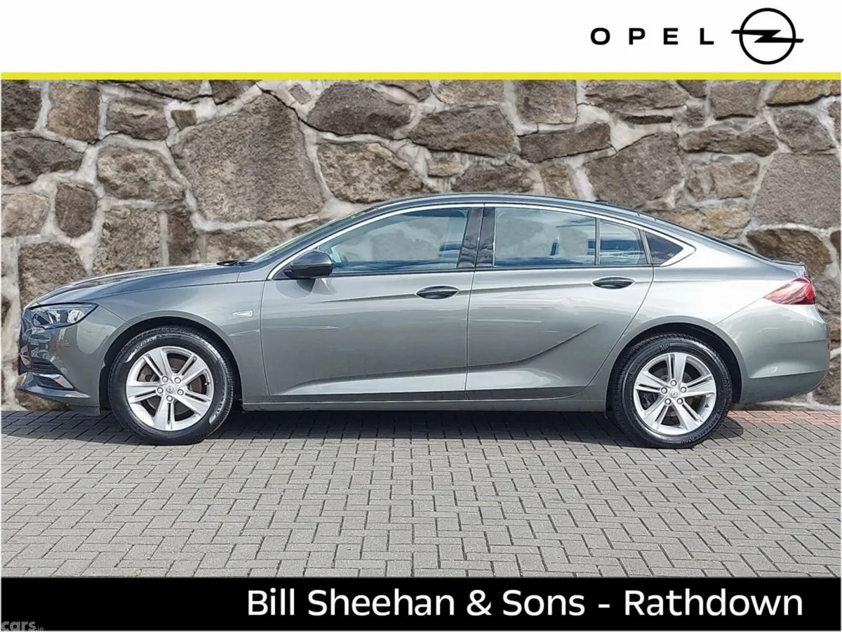 Opel Insignia Hatchback, Diesel, 2019, Grey