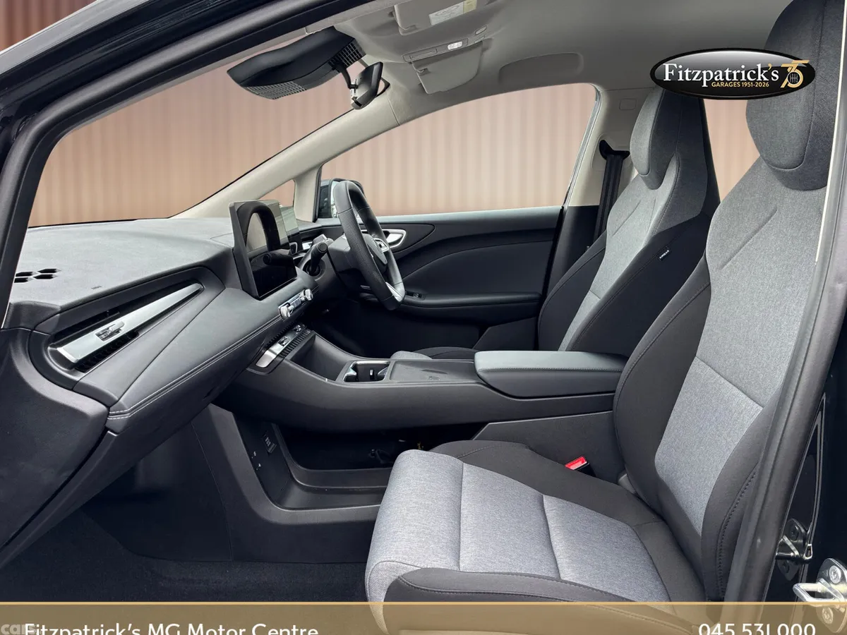 MG MG4 Hatchback, Electric, 2026, Black
