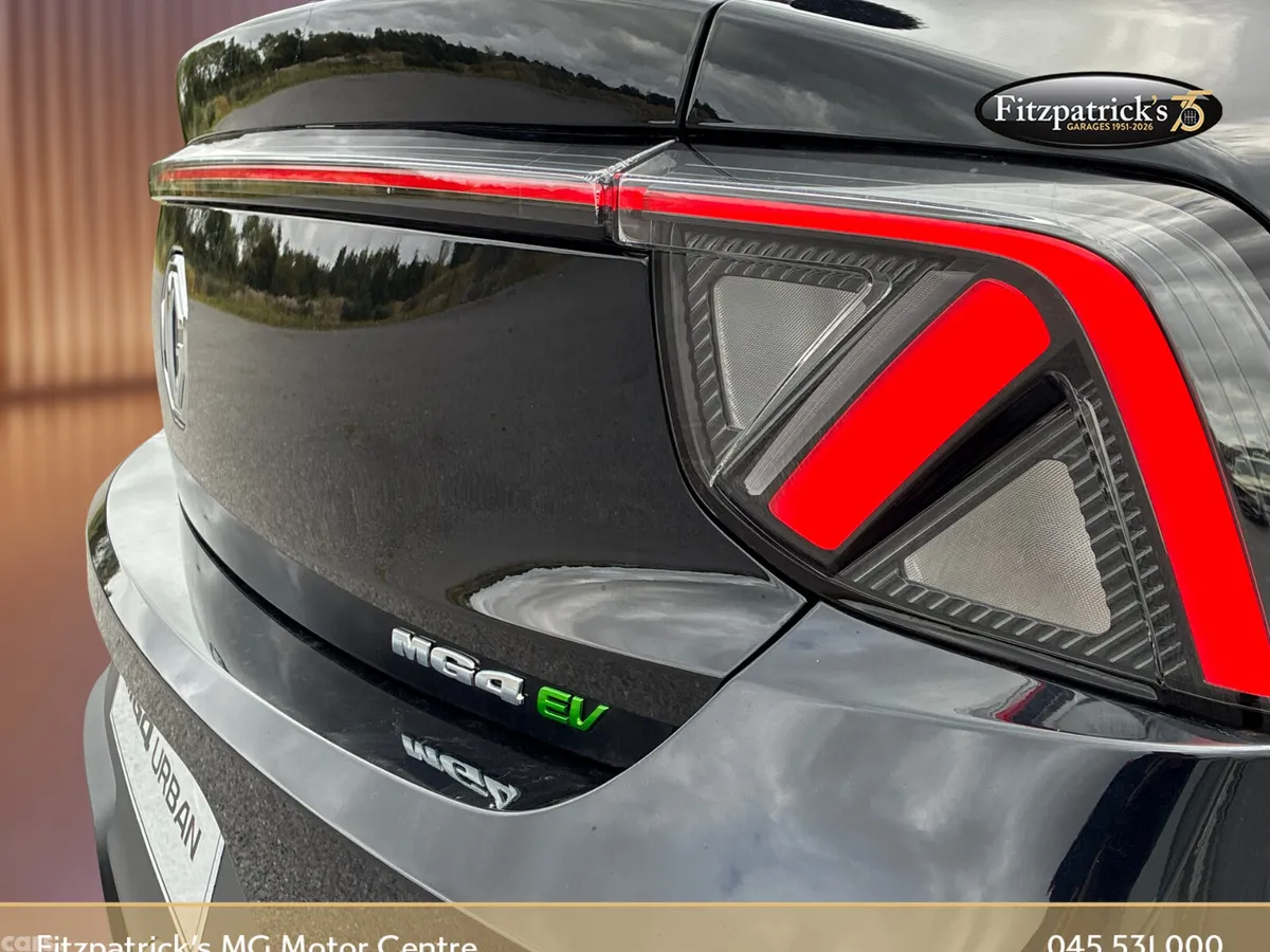 MG MG4 Hatchback, Electric, 2026, Black