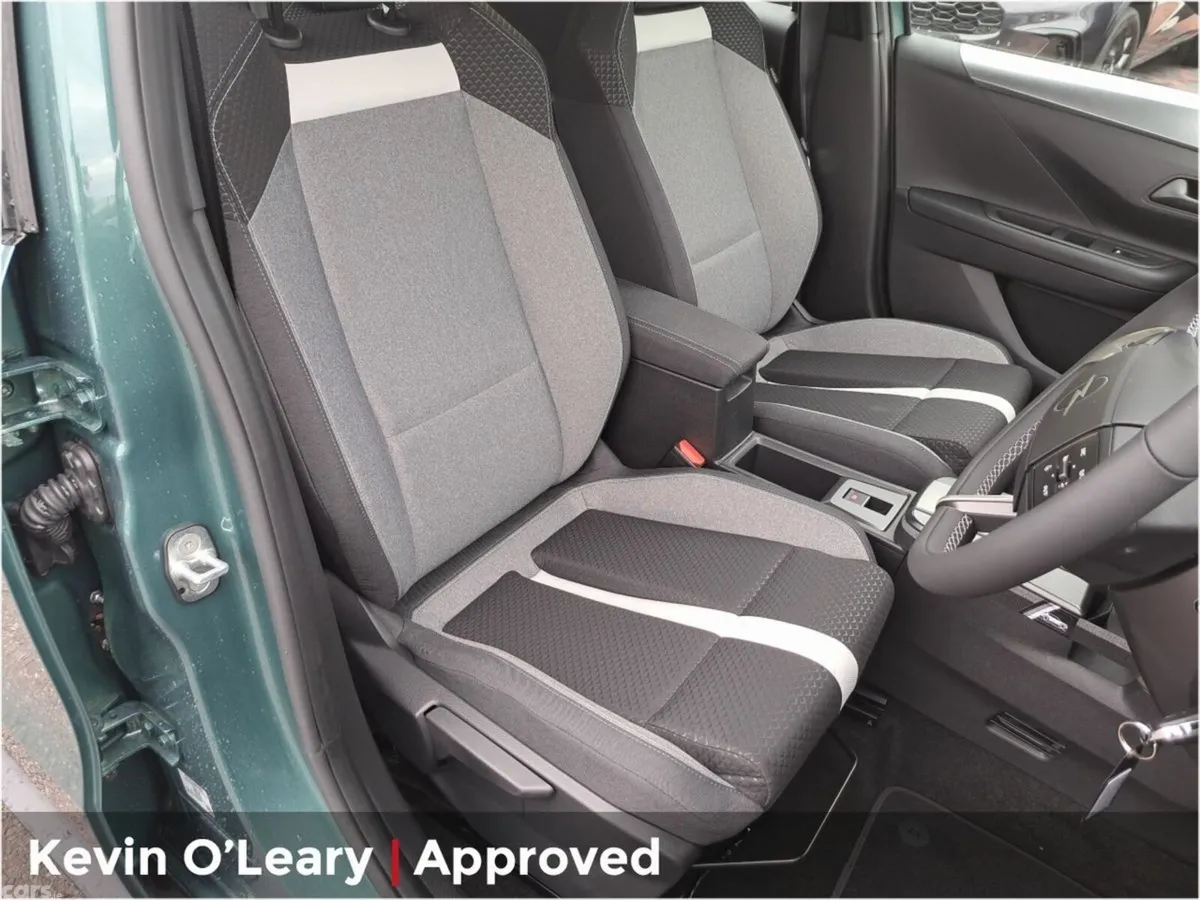 Opel Frontera SUV, Petrol, 2026, Green