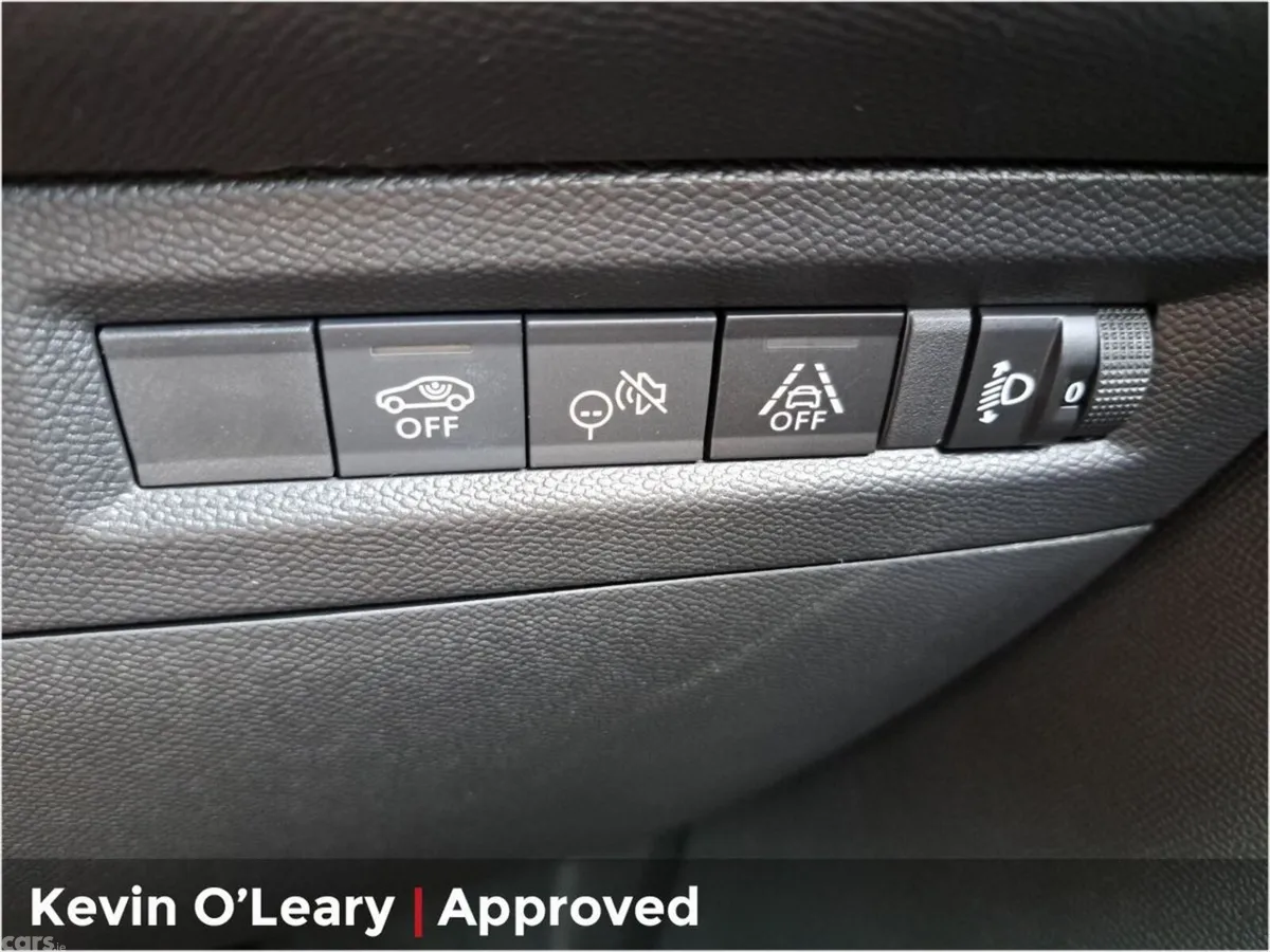 Opel Frontera SUV, Petrol Hybrid, 2026, White