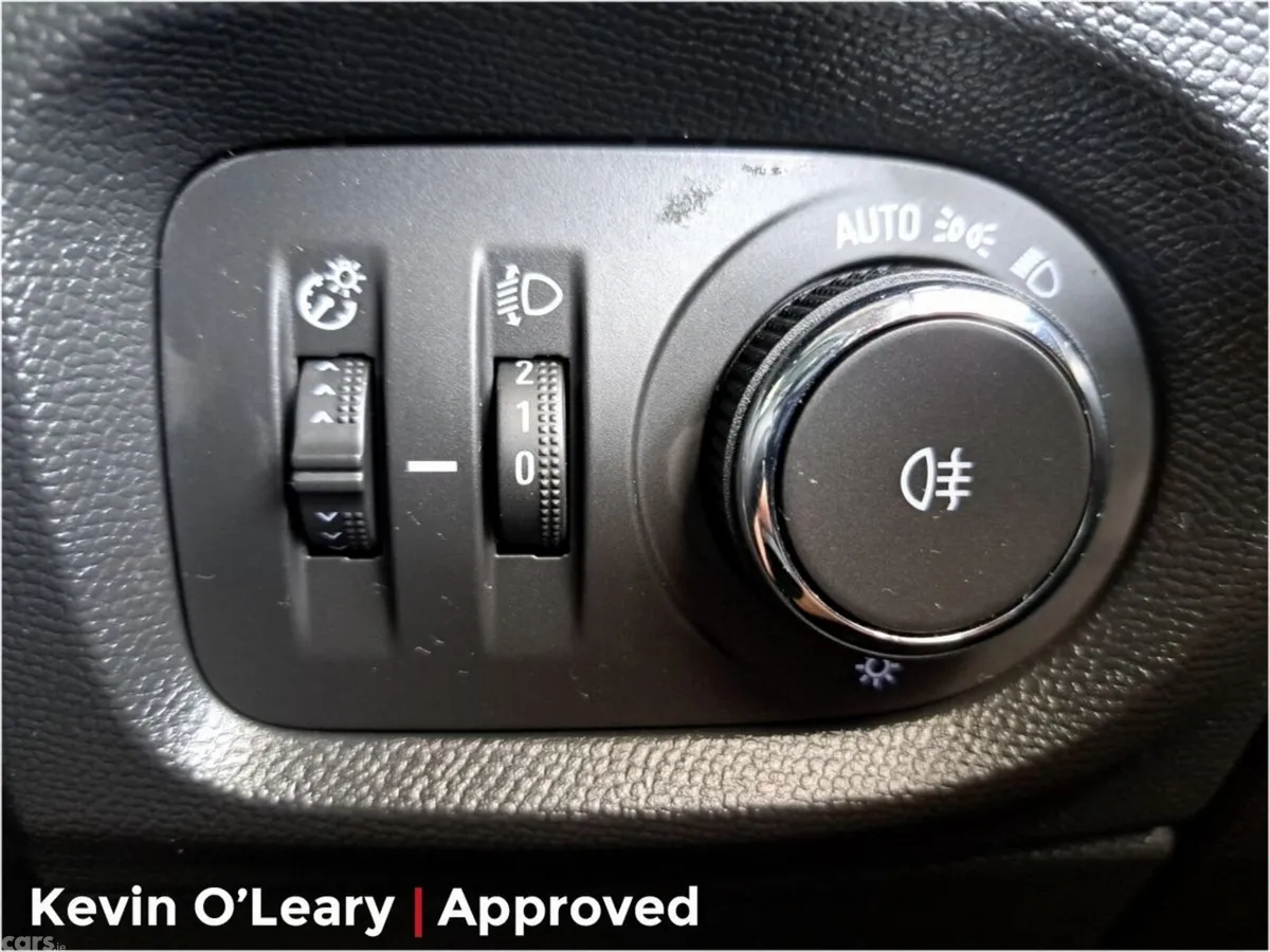 Opel Corsa Hatchback, Petrol, 2025, Red