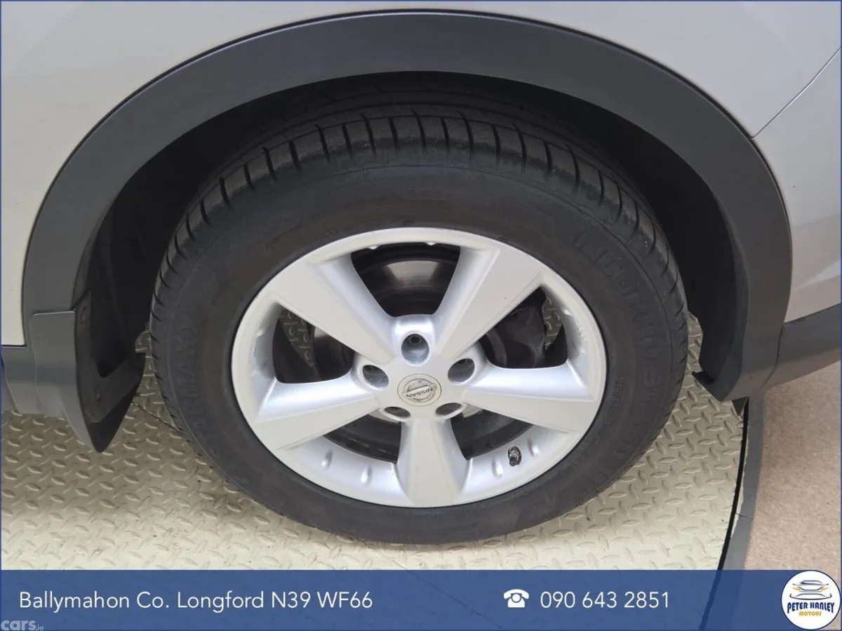 Nissan Qashqai SUV, Diesel, 2017, Grey