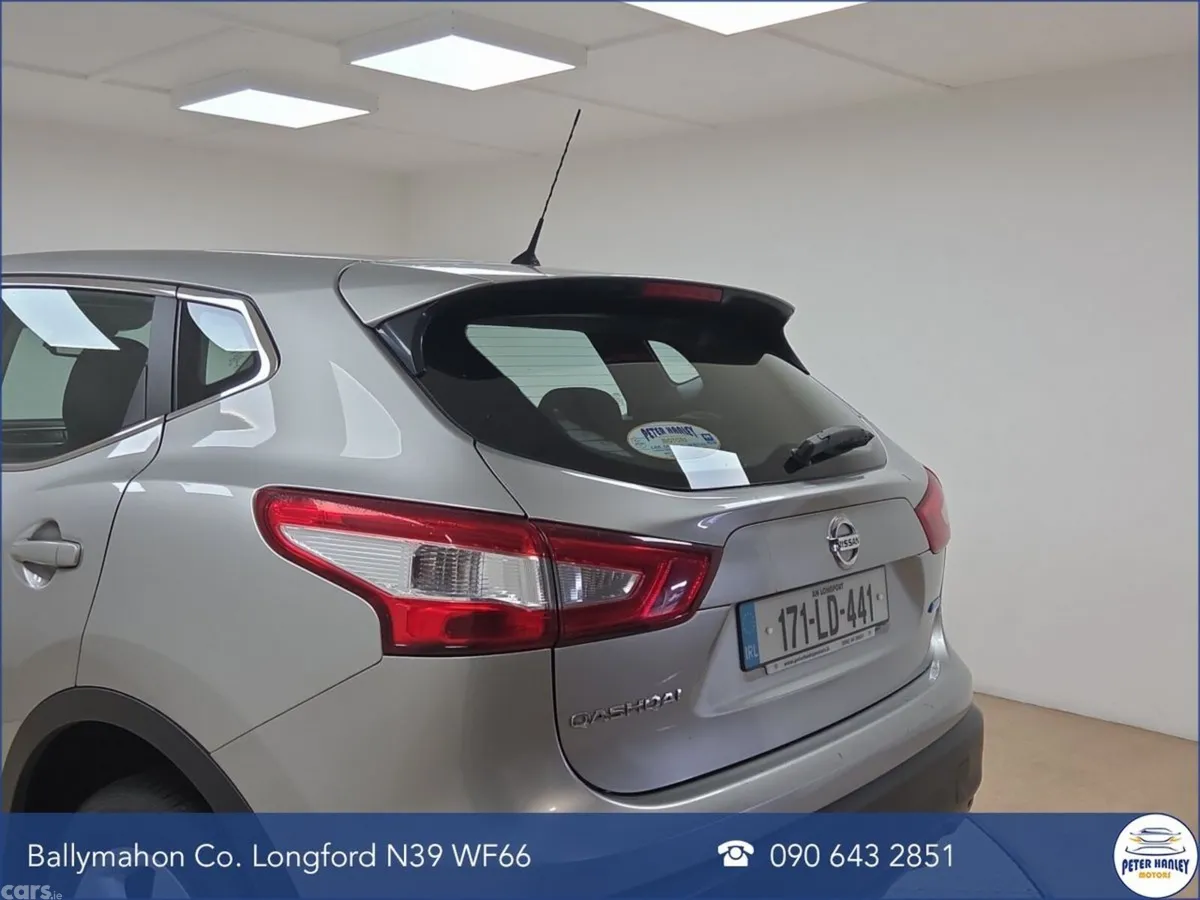 Nissan Qashqai SUV, Diesel, 2017, Grey