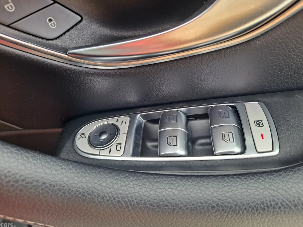Mercedes-Benz E-Class Saloon, Diesel, 2018, Red