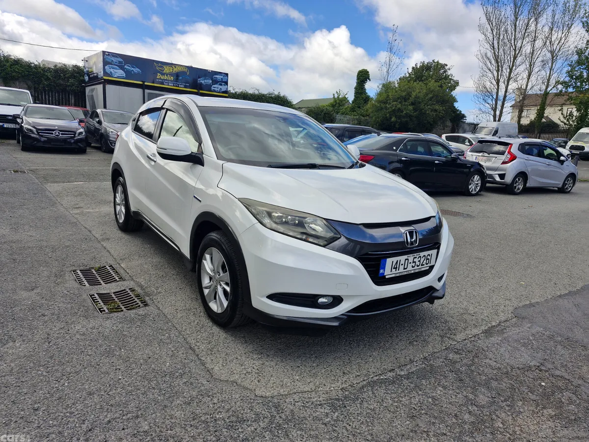 Honda Vezel SUV, Petrol Hybrid, 2014, White