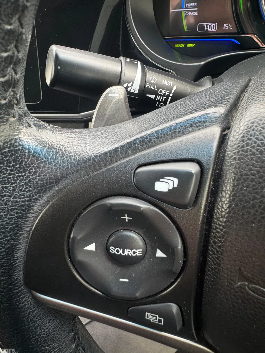 Honda Grace Saloon, Petrol Hybrid, 2015, White