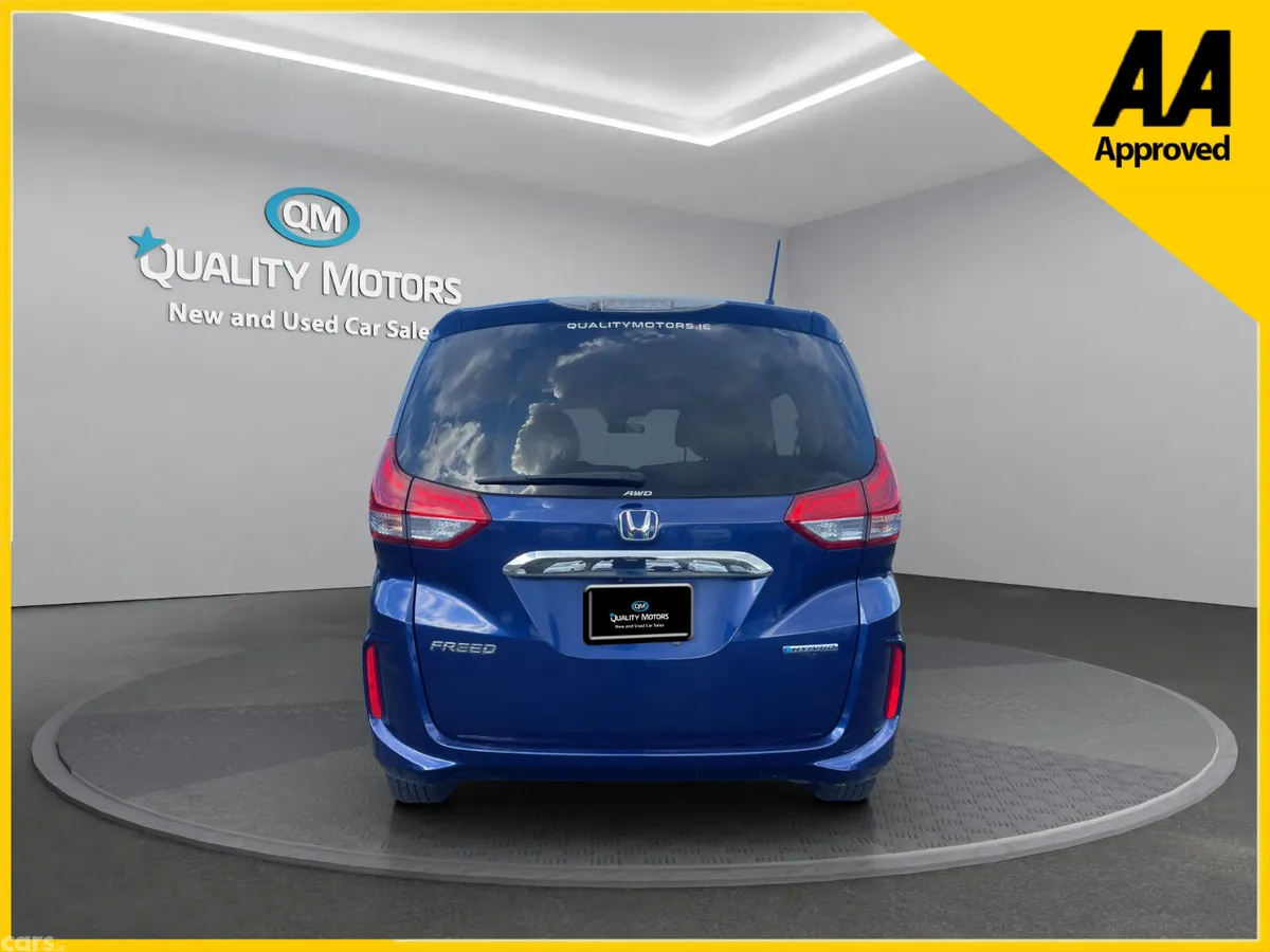 Honda Freed MPV, Petrol Hybrid, 2017, Blue