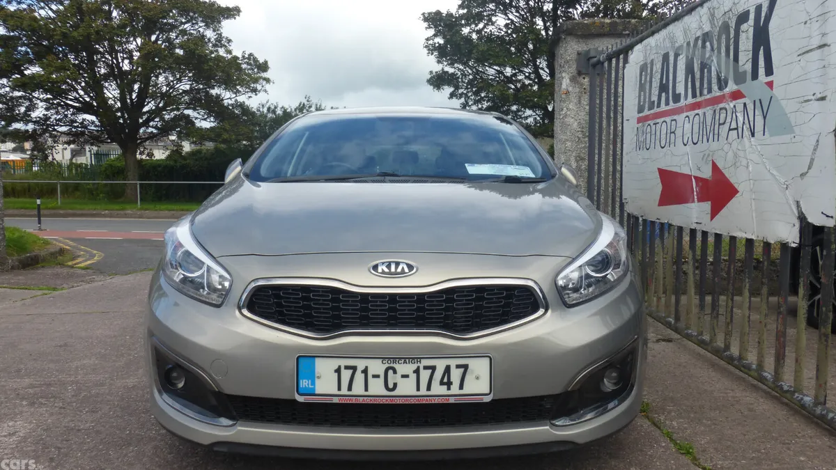 Kia Ceed Hatchback, Diesel, 2017, Grey