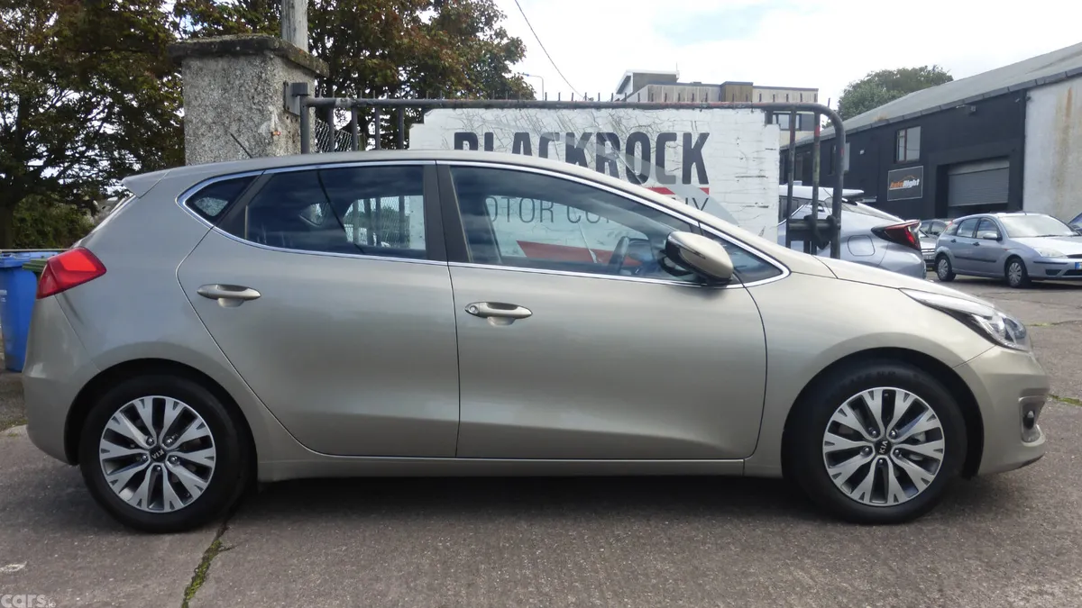 Kia Ceed Hatchback, Diesel, 2017, Grey