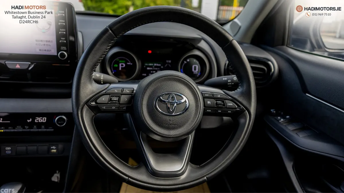 Toyota Yaris Cross SUV, Petrol Hybrid, 2022, White