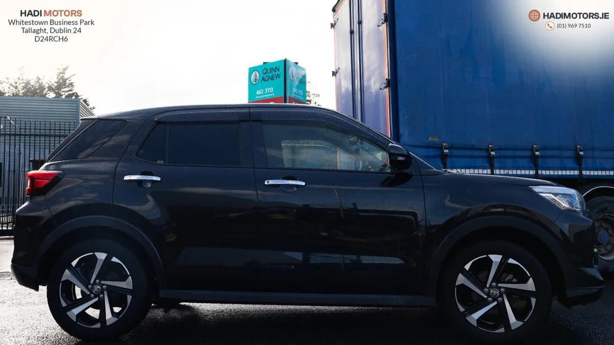Toyota Raize SUV, Petrol Hybrid, 2022, Black