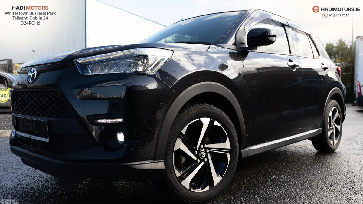 Toyota Raize SUV, Petrol Hybrid, 2022, Black
